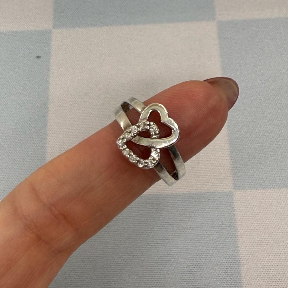 Heart Ring with CZ Gemstones 7.25-7.5